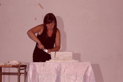 1/1000000 - cortando torta - 1024x768 px