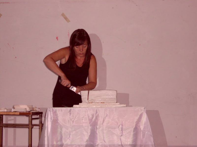 1/1000000 - cortando torta - 1024x768 px